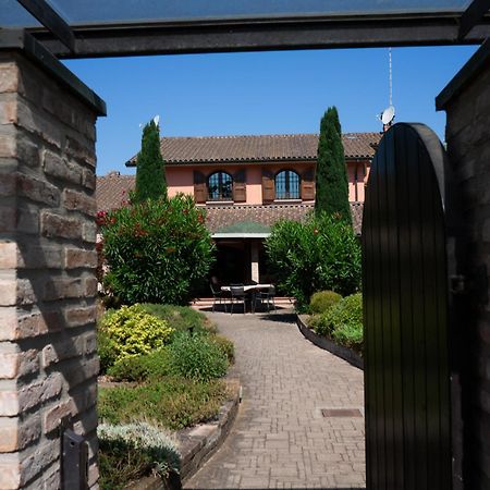 B&B Villa Argiolas Modena Luaran gambar